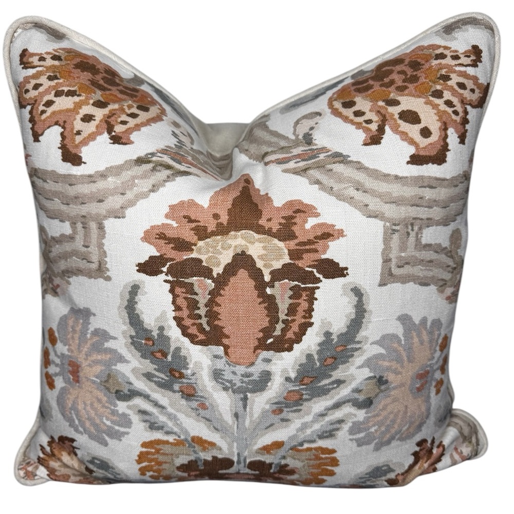 2 Lee jofa vintage new Sevilla luxury throw pillows